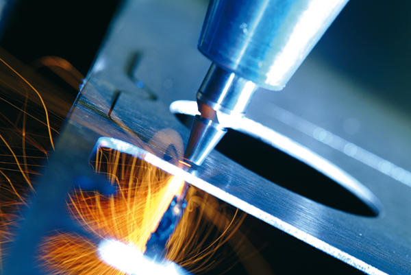 Darstellung des Laserstrahl-Brennschneidens Darstellung des Laserstrahl-Brennschneidens